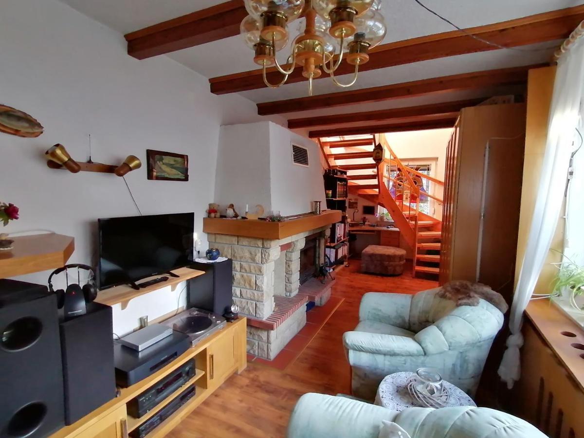 Haus Am Waldrand Apartamento Freital Exterior foto